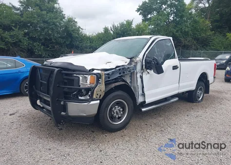 2021 Ford F-250 Xl z USA, uszkodzony, nr VIN 1FTBF2A61MED95756